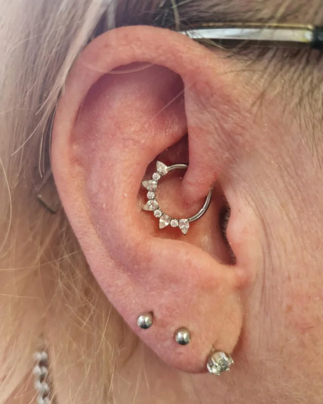 #lobepiercing #daithpiercing #migränepiercing #pierced #tathspiekswerkstatt #tathspiercing #wächtersbach