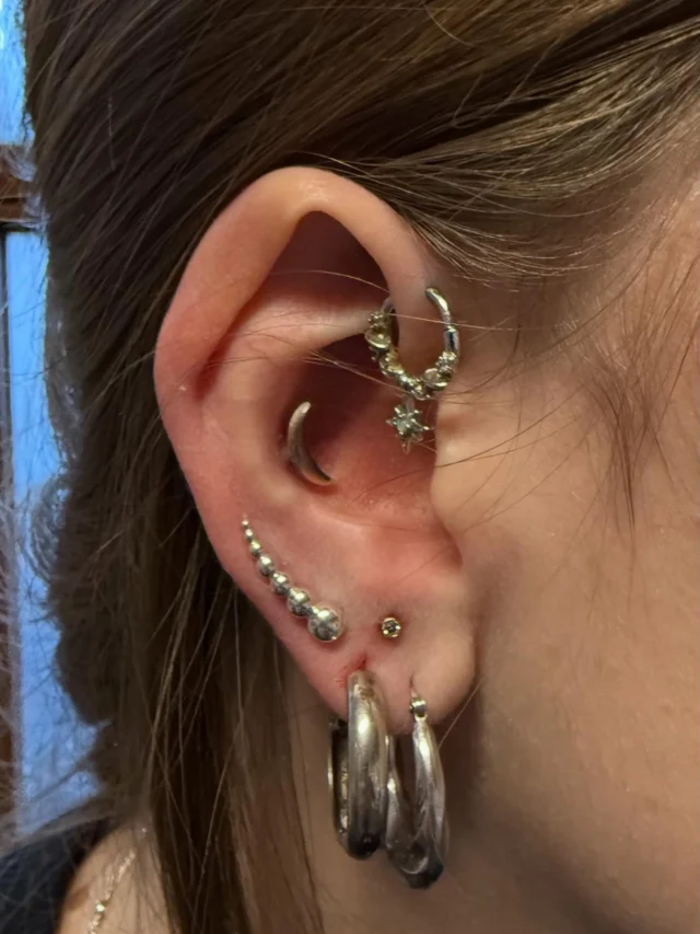 #conchpiercing #forwardhelixpiercing #tathspiekswerkstatt