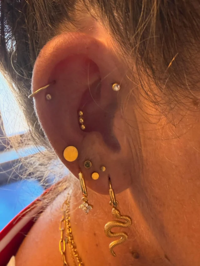 #tathspiercing #tathspiekswerkstatt #wächtersbach #ohrpiercings #piercing